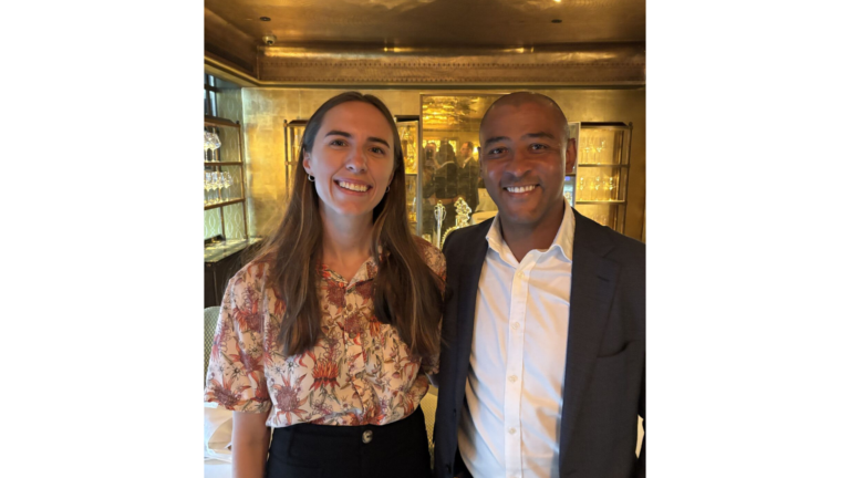 This morning, members of our BB Merchant Services team had the pleasure of meeting Associate Partner George Gregan over breakfast at The Savoy Hotel in London.